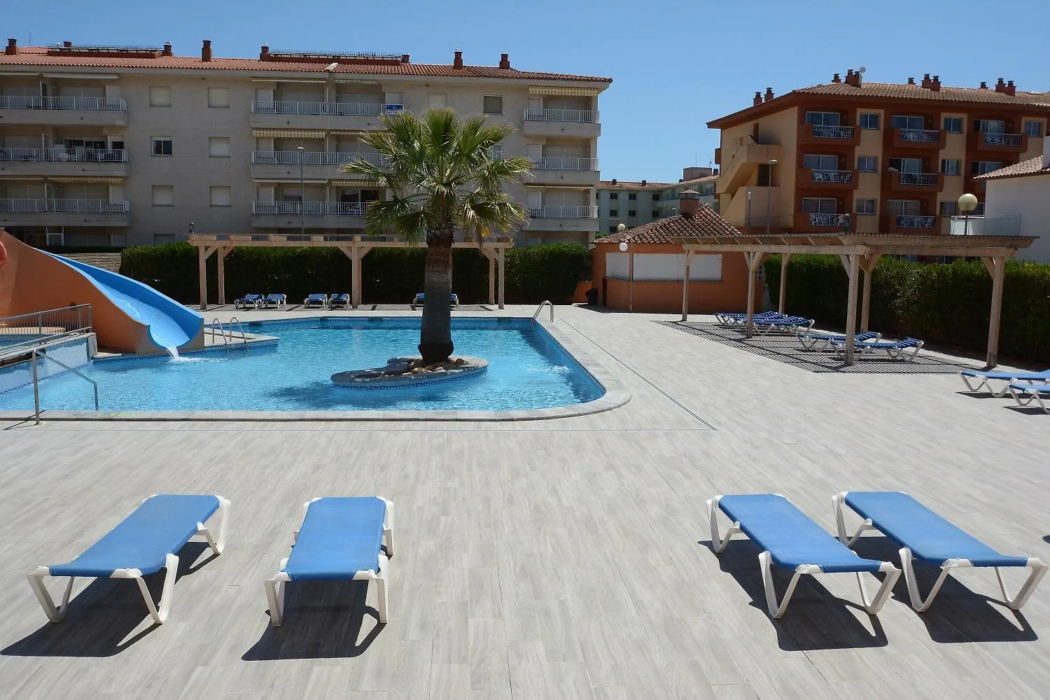 Apartamentos Sa Gavina C Familiares L'Estartit Apartment